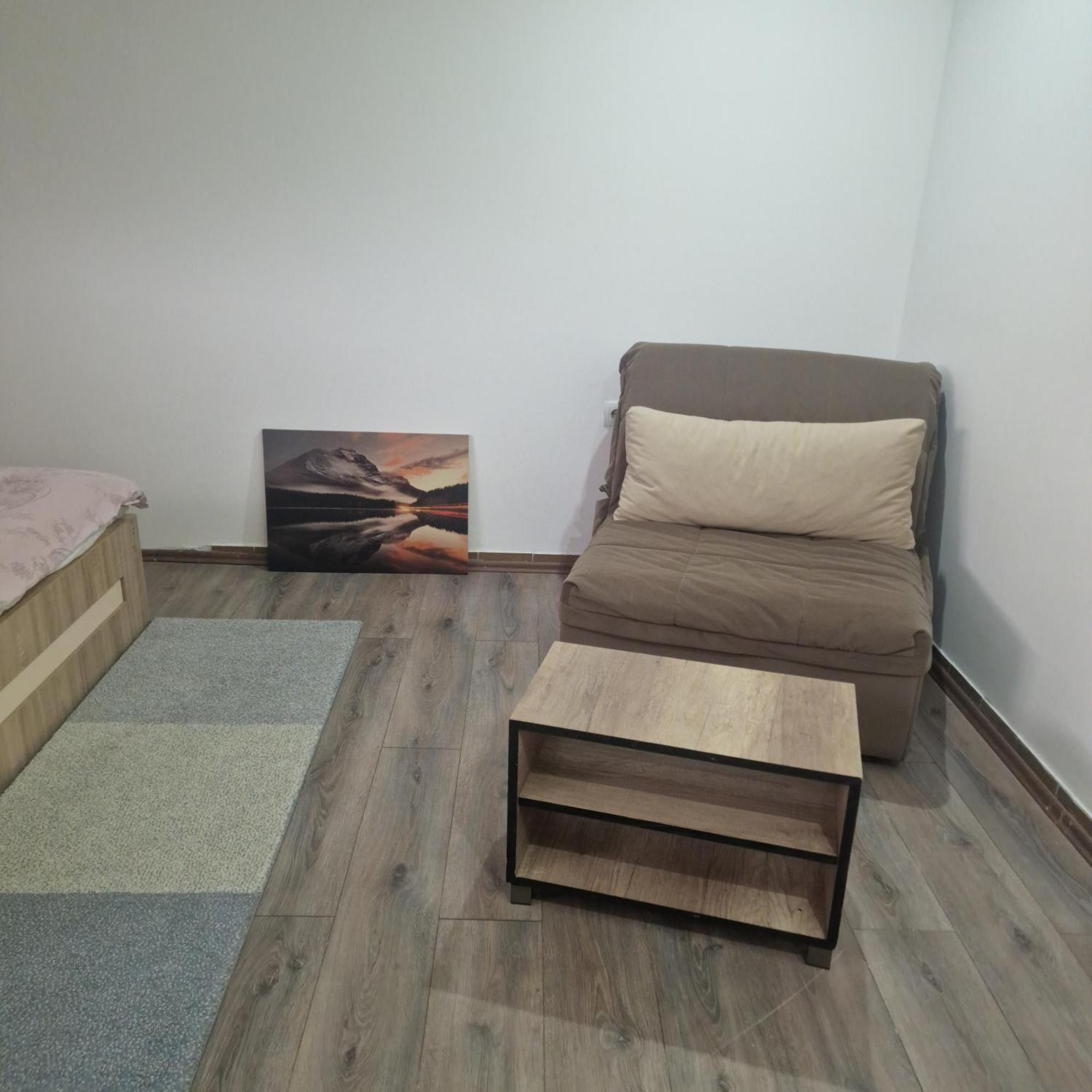 Square Apartment Paraćin Εξωτερικό φωτογραφία